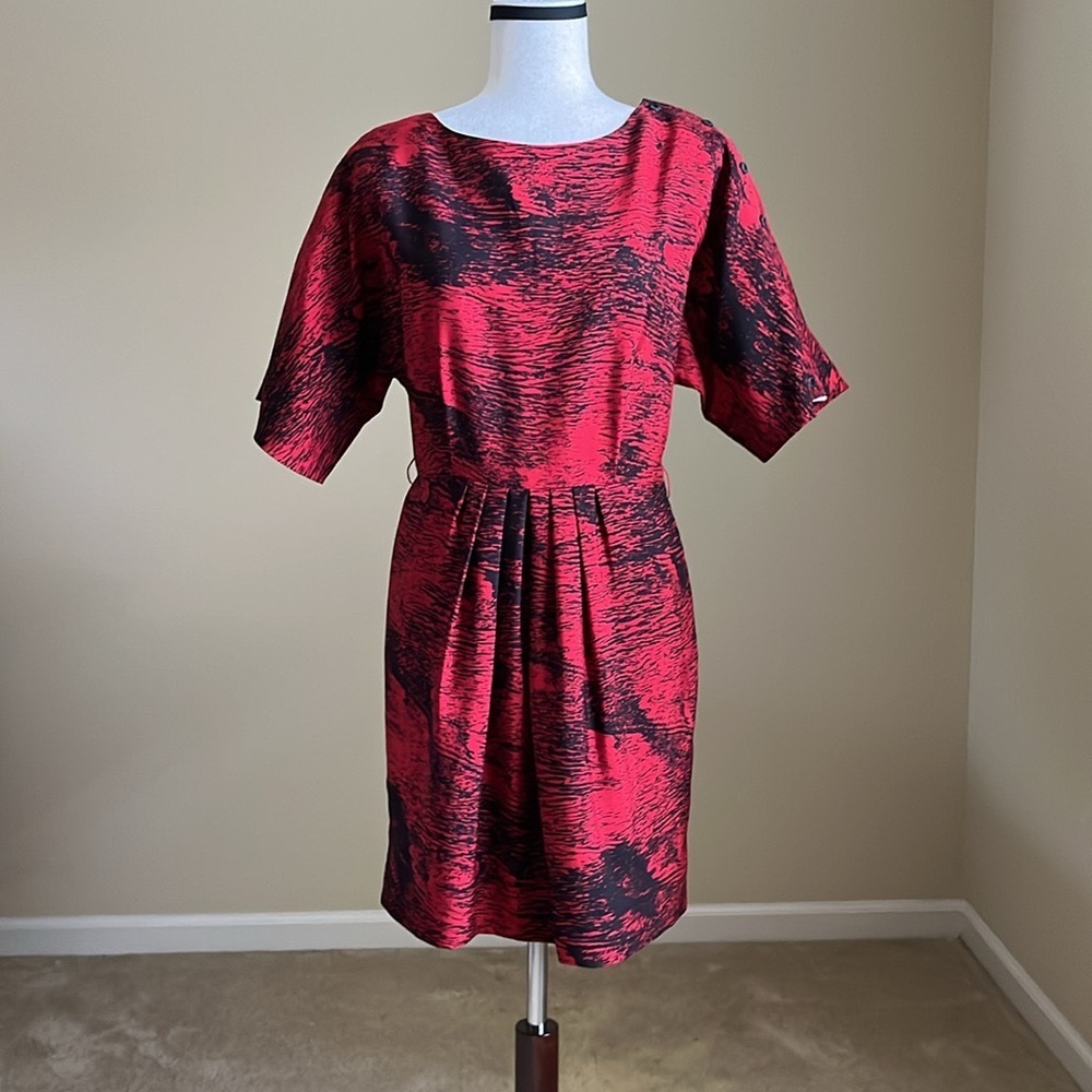 Ali Ro - Silk Mini Dress with Button Shoulder - US 8